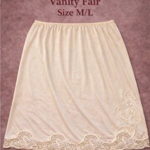 Vintage Vanity Fair Lace Hem Half Slip Champagne Nylon M/L
1980